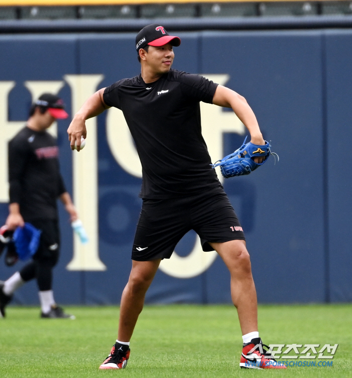 "면담 했다. 생각 일치, 열흘 후 달라져 올 것" 국대 홀드왕의 변신 …