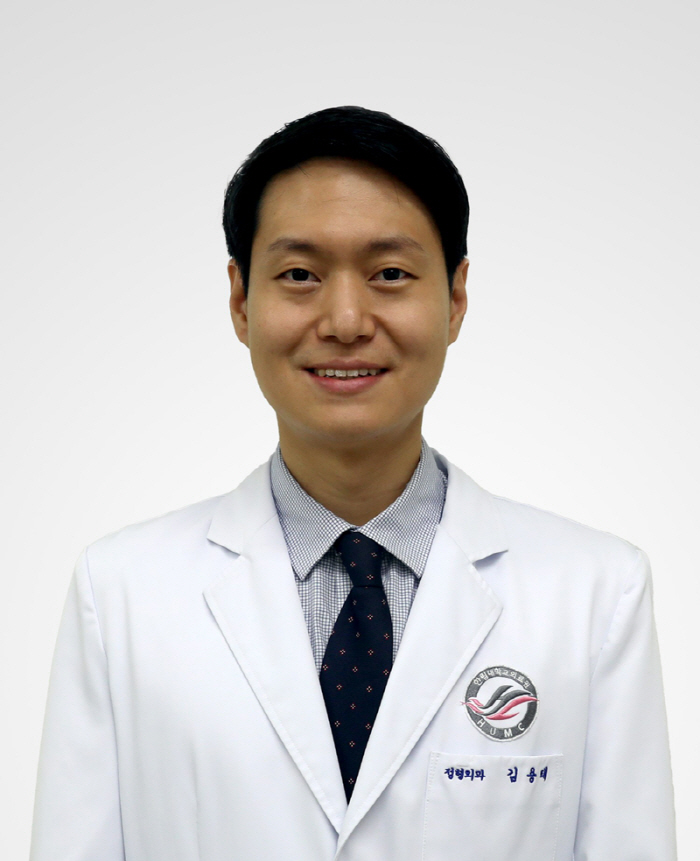 고령·골다공증 어깨 상완골 골절, 최소 절개 고정술 가능…합병증 '0'