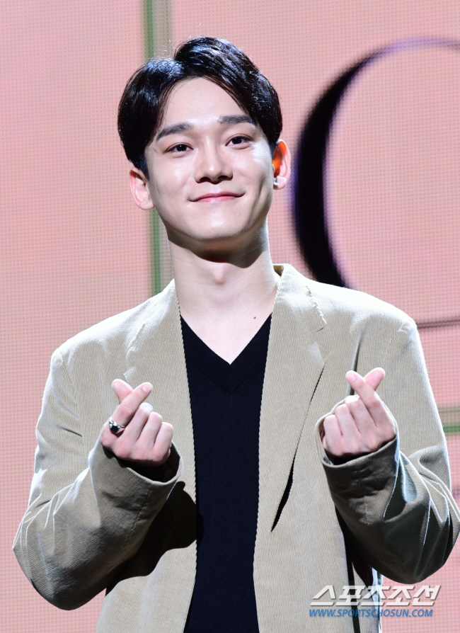 엑소 첸 "10월 결혼식 올린다"…결혼 발표·득녀→팬 사과 후 3년 만 …