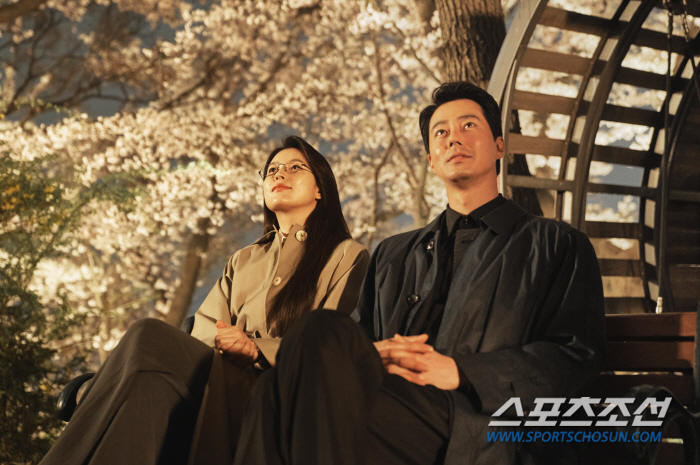 [SC이슈]다 된 '무빙' 밥에 재뿌리기? 8.9회 오류에 주연배우 류승…