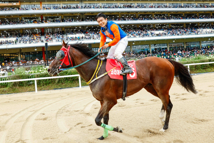 [경마]글로벌 경마 축제 코리아컵·코리아스프린트 3주 앞으로!