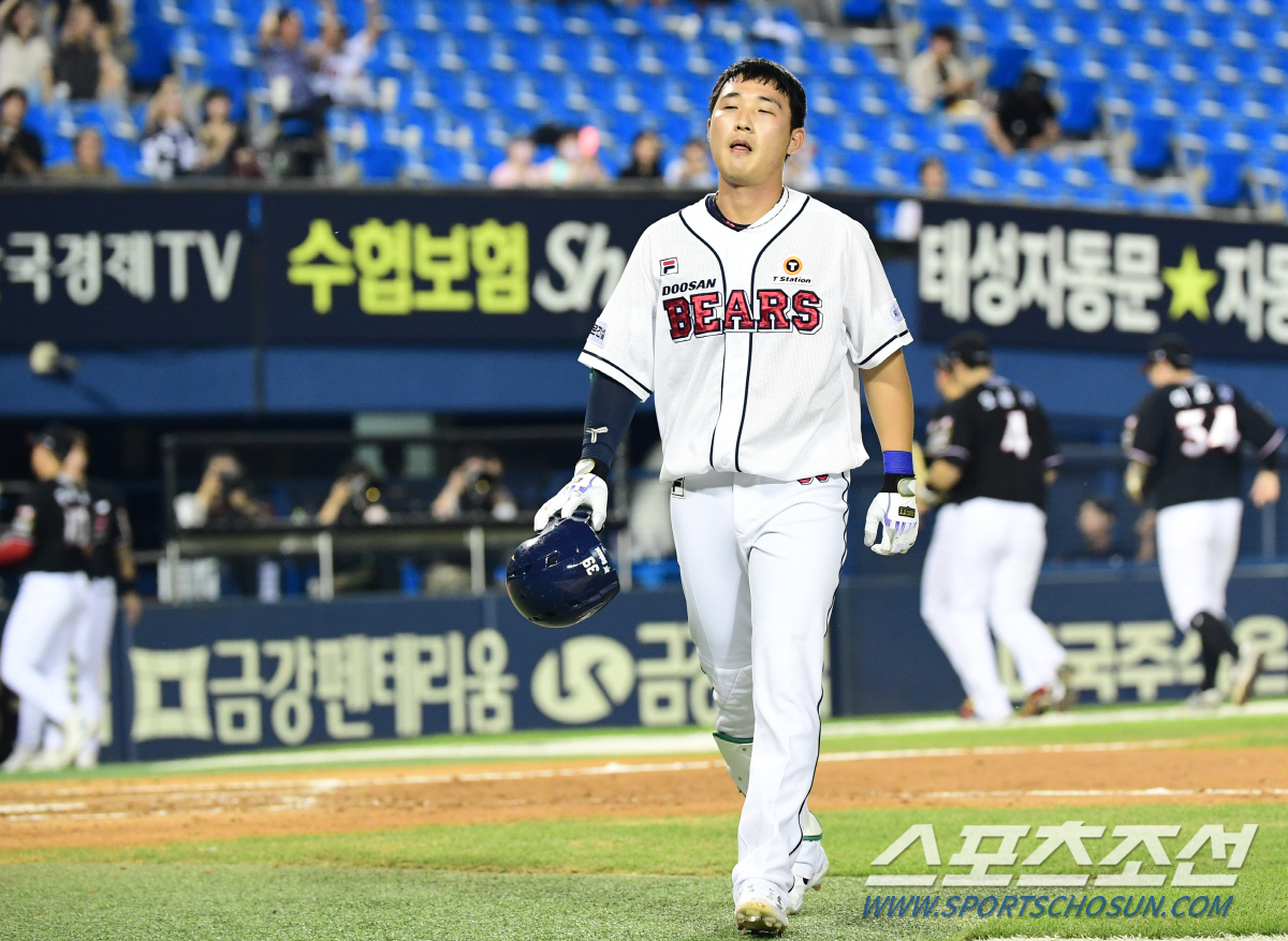 '두산 덮친 불운' 선두타자 3루타에도, 사구로 얻은 출루에도 병살타, …