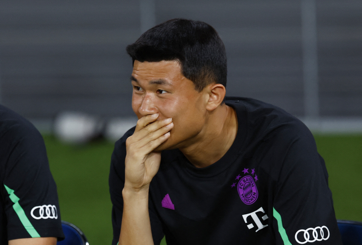 "챔피언 방어전이 시작된다" 바이에른도 '기대 폭발', '괴물' 김민재, 개막 SNS에 케인, 데리흐트와 함께 '등장'