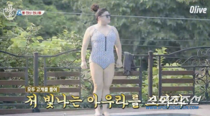 [종합]박나래·이영자·최화정, 다이어트 스트레스 '확' 날려준 당당 수영…