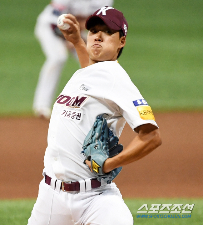 "3이닝만 잘 막아주길"…2R 신인 깜짝 선발 데뷔전, 사령탑이 말한 '…