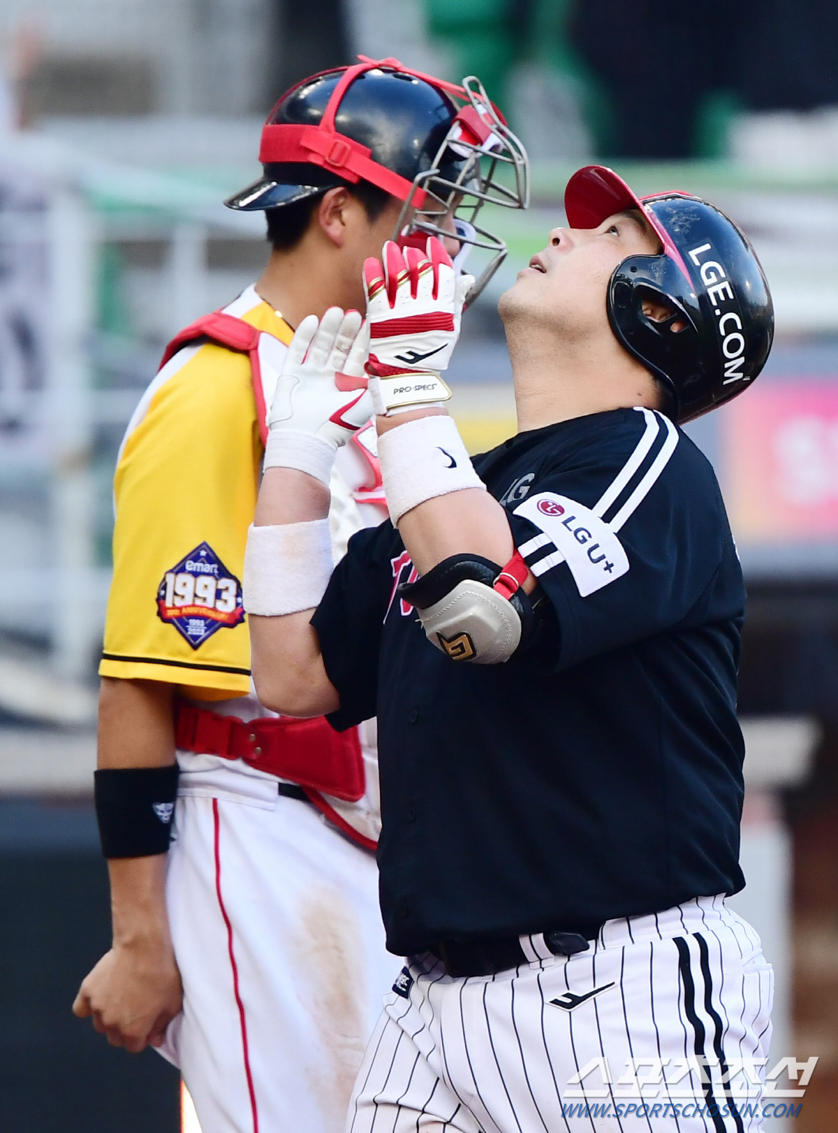 1승이 이렇게 힘듭니다. 폭투로 결승점 만든 SSG, 극적인 5연패 탈출…