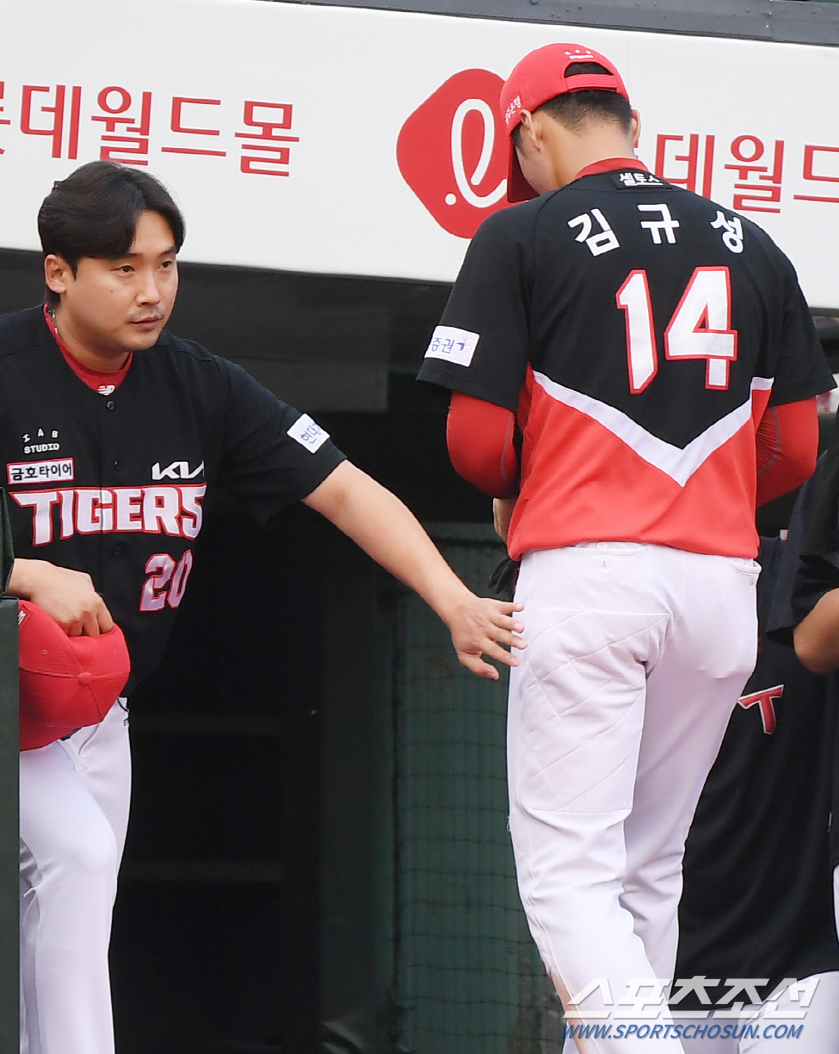 '뜨거운' 김석환, 3G 연속 결승타, '수비 재조정' 중 김규성, 멀티…