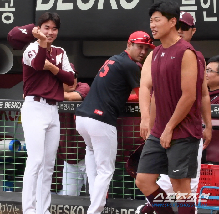 '눈빛만 봐도 헤벌쭉' 9억팔 유망주가 광주 도착 직후 찾은 사람은 누구…