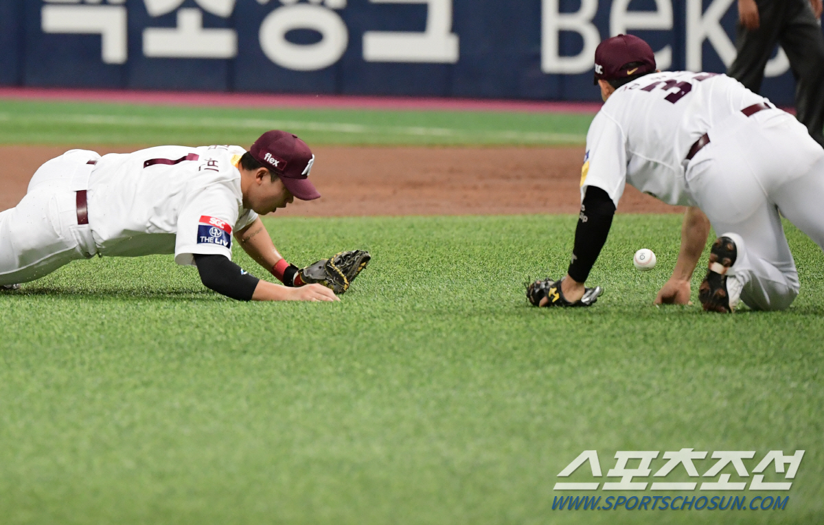 양의지가 돌아왔다 '쐐기 홈런 폭발'&'에이스' 알칸타라 7이닝 완벽투 …