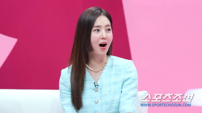 "성감대? 키보드 'Shift' 역할 있어. 동시에 눌러야"…김새롬 '2…