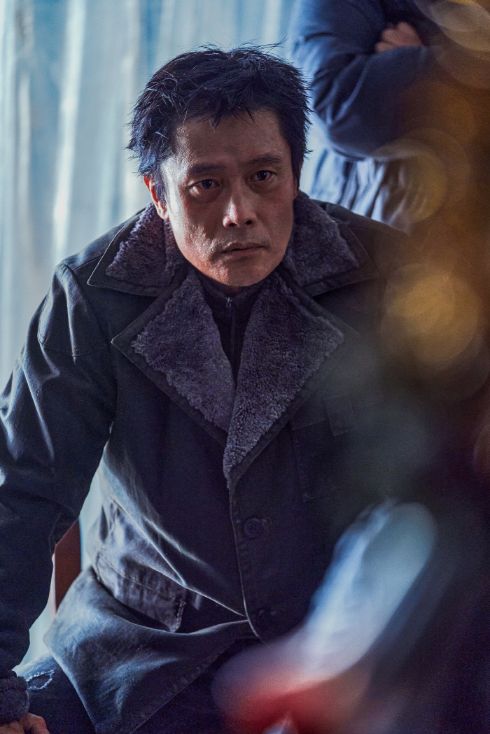 "아파트는 주민의 것!" 이병헌, 스크린 삼켜버린 명대사 셋 ('콘크리트…