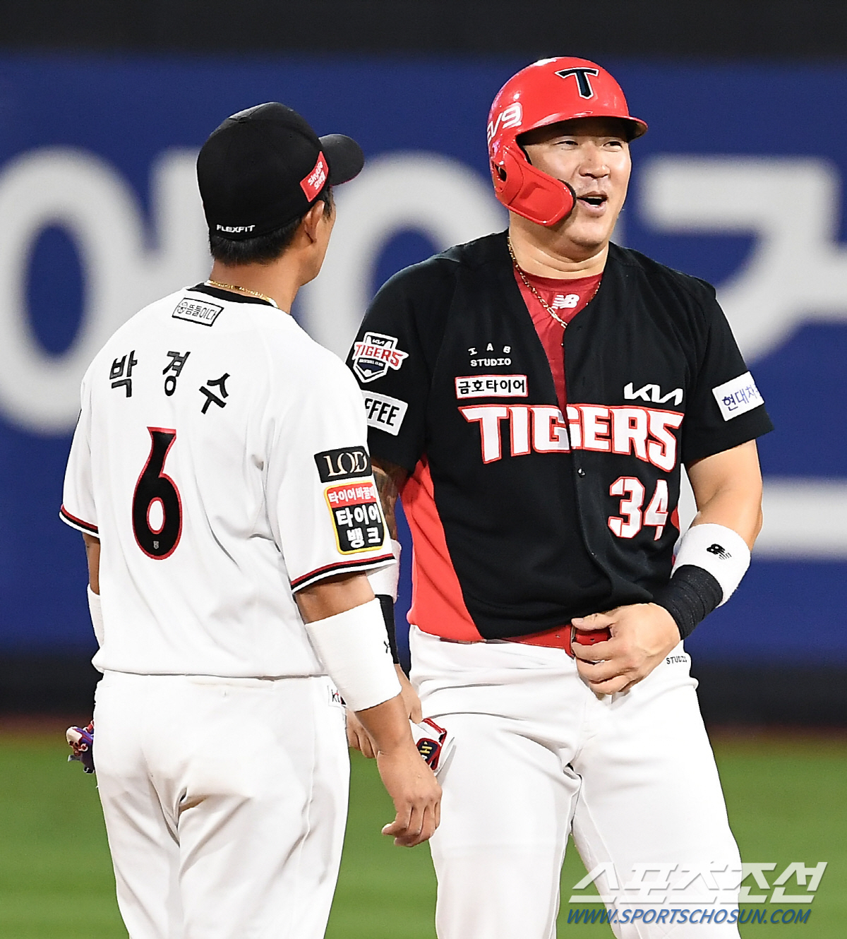 '홈런타자 납시오' 존경하는 선배에게 폴더 인사한 KT 김상수, '불혹의…
