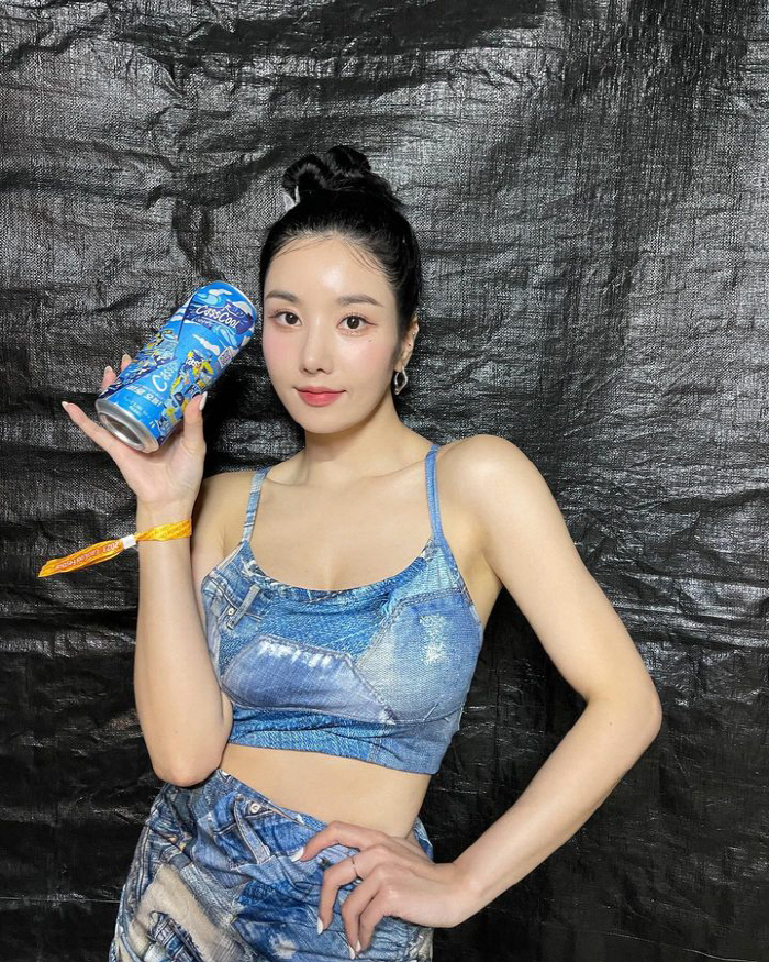 '워터밤 女神' 권은비, 또 섹시미로 한여름밤 초토화시켰다