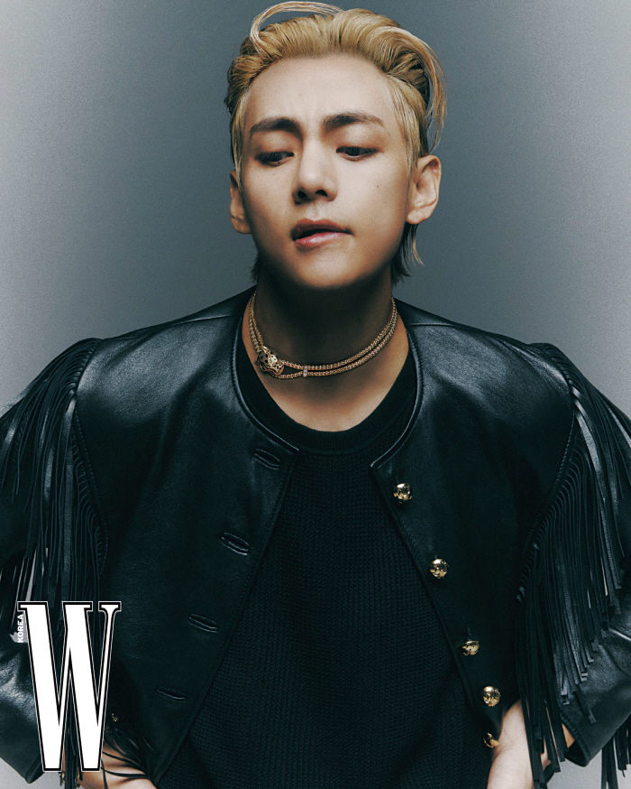 월드 스타 BTS 뷔의 가장 큰 고민..“다이어트 어쩌죠?” [화보]