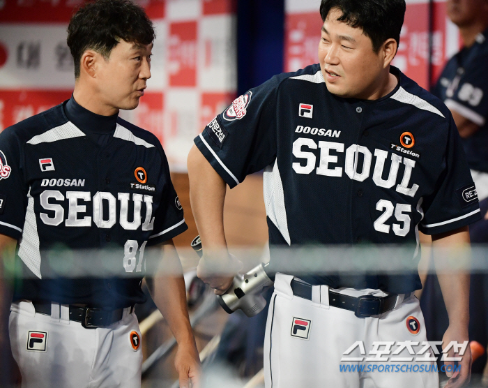 '셀프' 허리마사지 받다가 대타 투입, 반전의 솔로포...복귀전 첫 타석…
