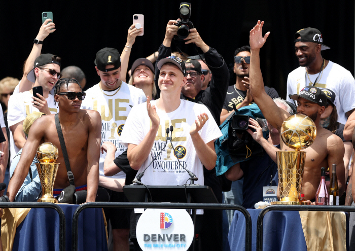 2023~2024 MVP, 신인왕, 감독성 최유력 후보. ESPN 전문가…