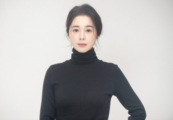 [공식] 서영희, 김순옥 신작 '7인의 탈출' 출연…하반기 열일 예고