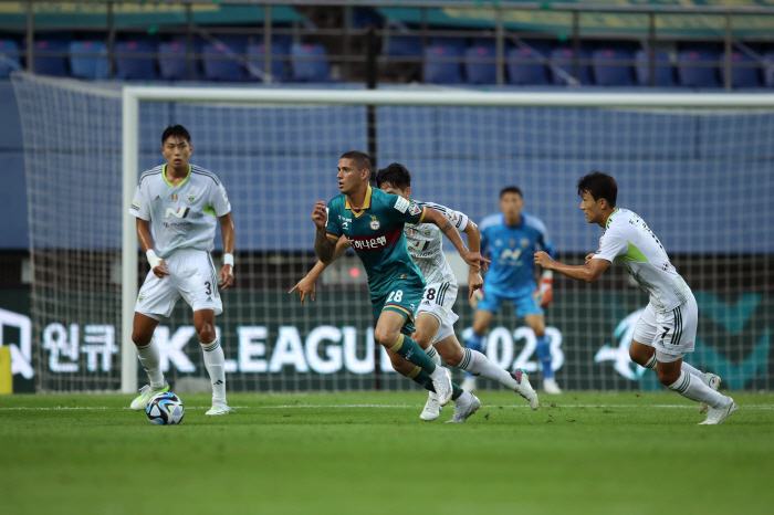 김진규 대행 FC서울 구세주될까, 하필 상대가 '절대 1강' 울산…대혼전…