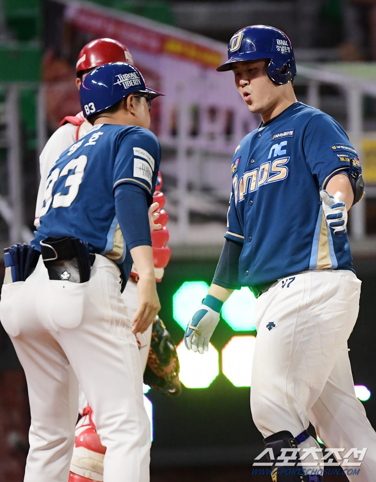 1027일만의 1군→연타석 홈런 쾅쾅! AG 주전 포수, 이보다 강렬한 …