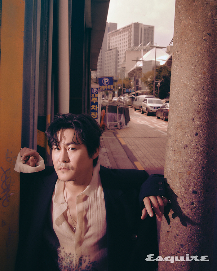 김성균 "난 세 아이 아빠, 가족 슬픈 장면=가슴 찢어져" [화보]