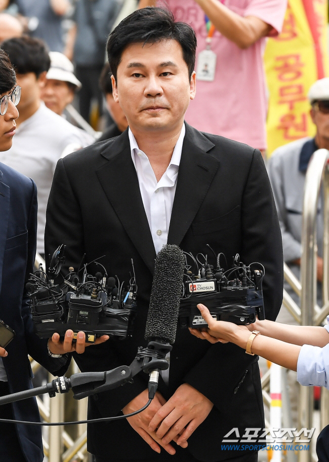 [종합] YG 양현석 '보복협박' 공판, 한서희 "처벌 원치않아" 오열