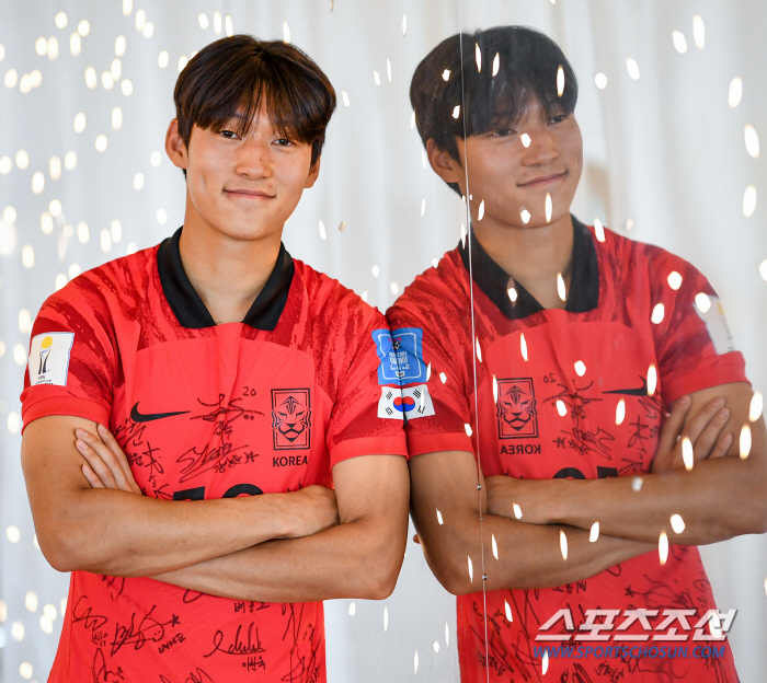 [공식발표]배준호 英스토크시티 이적 기정사실화, 황선홍호 배준호→황재환 …