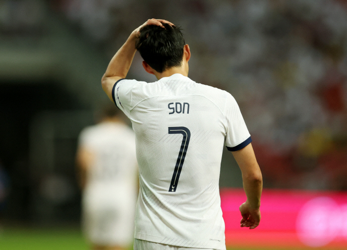 '축구도사 모드!' 손흥민, '최다 키패스+쐐기골 기점+평점 8+최전방+…