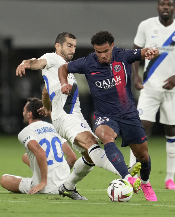 이강인보다 5살 어린 워렌 자이르-에머리 PSG 세대교체 중심, 17세5개월 나이로 구단 역대 최연소 도움 기록