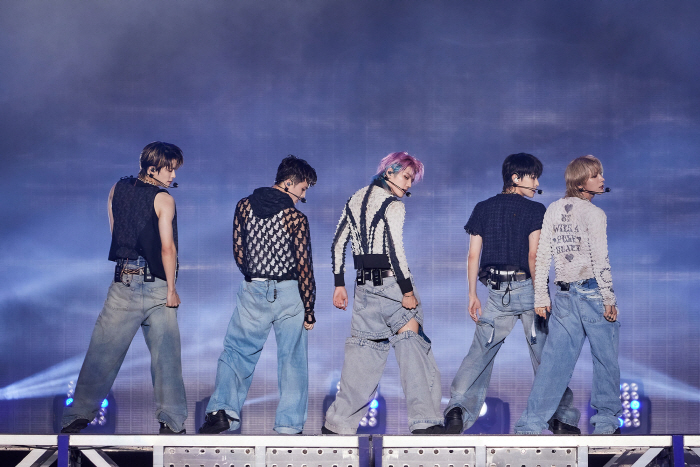 NCT 단체 콘서트 대성황…대체불가 'NCT 브랜드' 파워 입증
