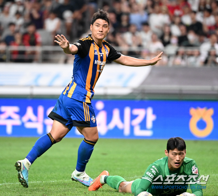 [현장 리뷰]주민규 50일 만의 멀티골→윌리안 극장골…서울, 난타전 끝 …