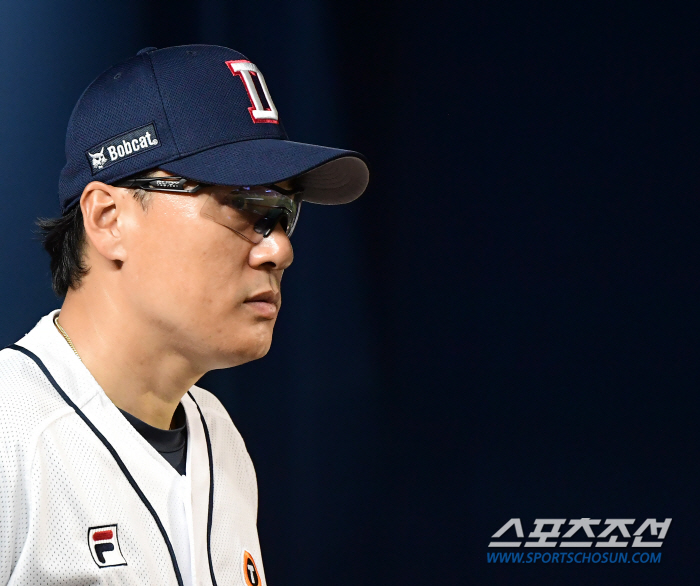 "스스로 이겨내야 한다" 감독은 마무리 안바꾼다는데, 또 무너진 두산 뒷…