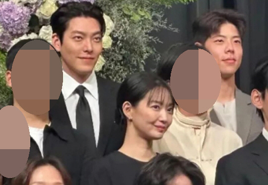김우빈, 세상 떠난 팬 조문→신민아도 화환…슬픔도 함께 한 '9년 연인'…