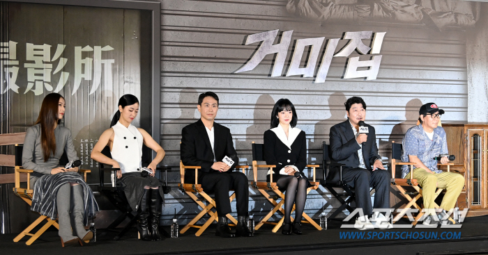 '거미집' 김지운 감독 "딕션의 천재들 모아..티키타카 난무한 작품 만들…