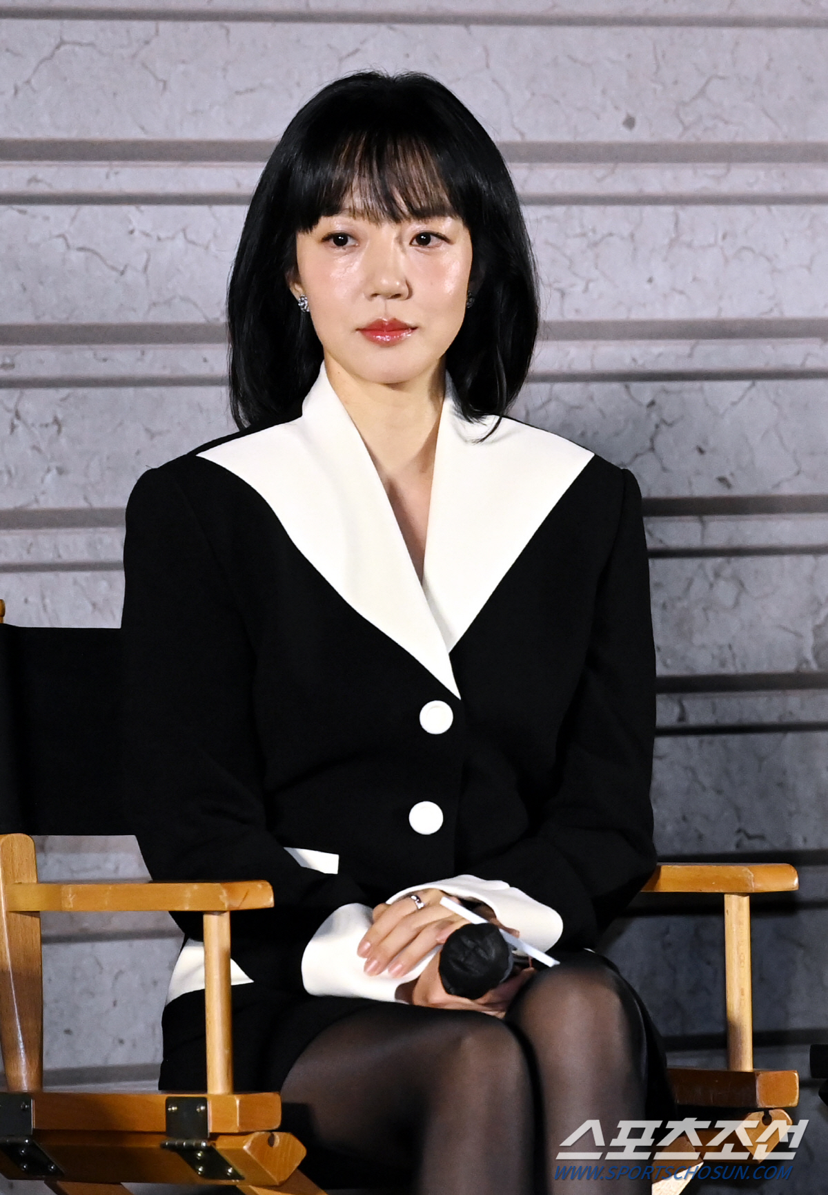 [SC현장] "딕션 장인들이 만든 앙상블"…'거미집' 송강호→정수정, 대…