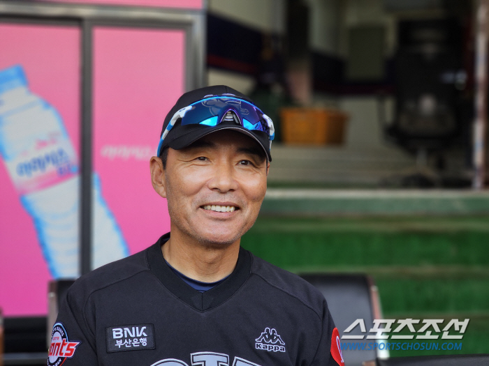[대전현장]"반등을 위한 시간은 충분하다" 구원투수로 나선 이종운 롯데 …