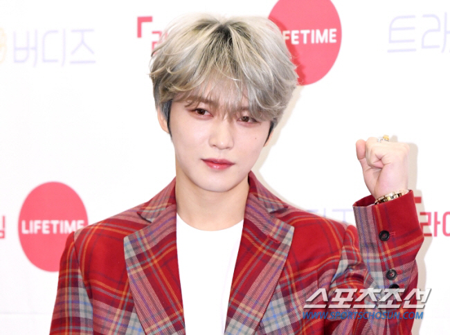 김재중 "14년 만에 지상파 간절히 기다렸다" 손♥로 전한 속마음 ('4…