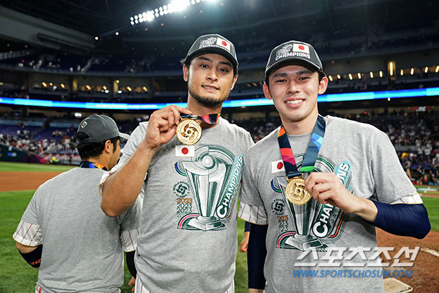 WBC 우승의 대가는 부상인가…사사키 오타니 이어 다르빗슈까지, 일본대표…