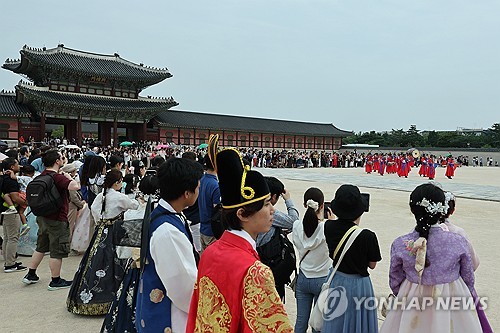 지난 7월 방한 외국인관광객, 코로나이후 처음으로 100만명 돌파