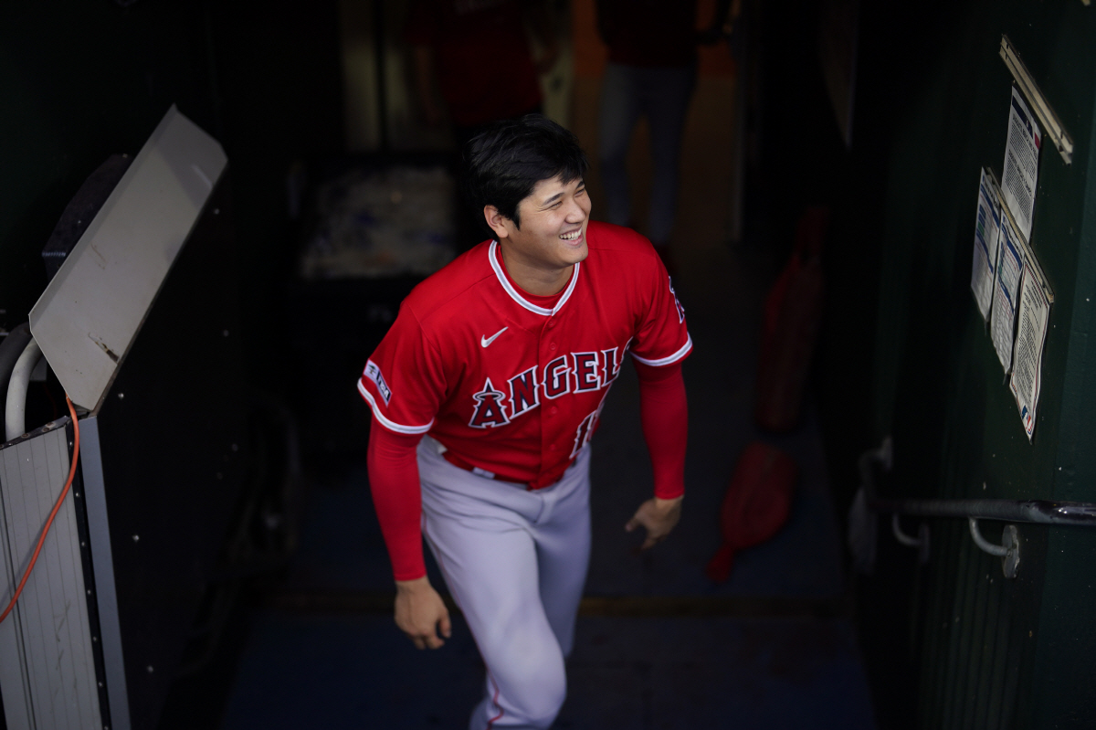 오타니 몸값, 4300억 사나이도 궁금하다 "무슨 일이 일어날까? 보는 …