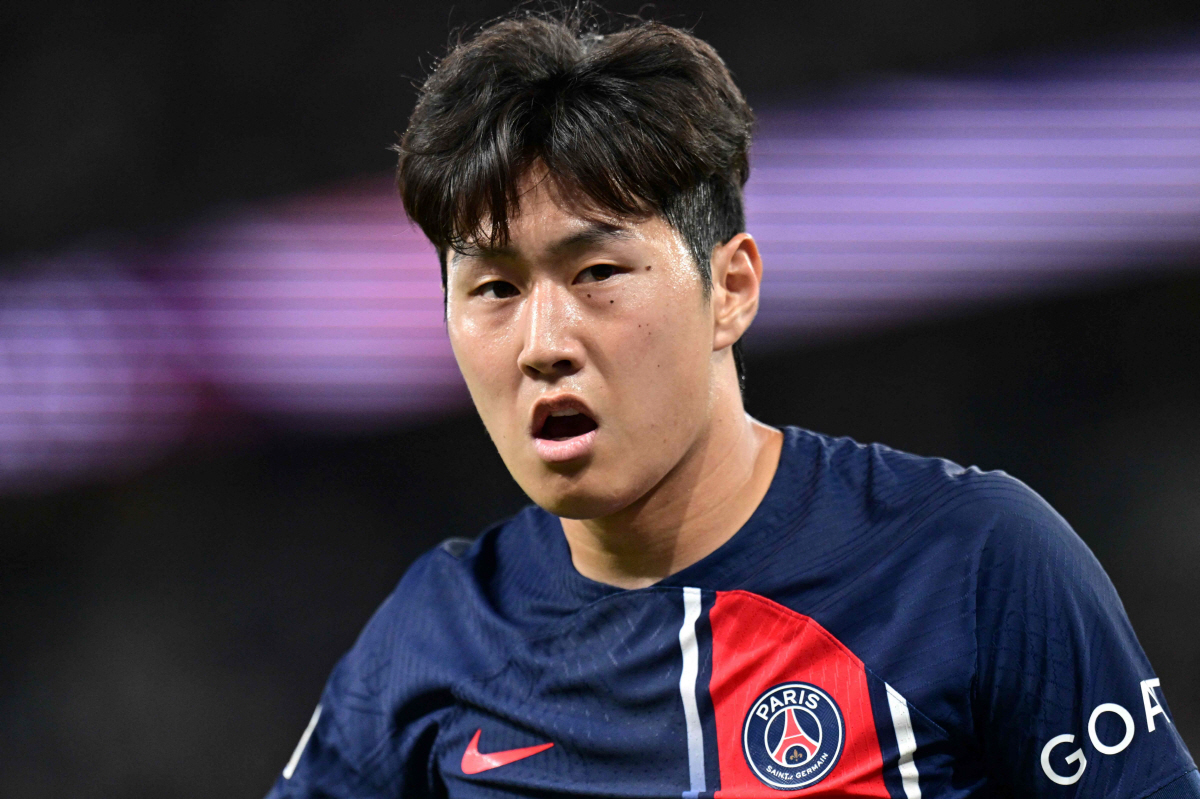 이강인 AG 차출 공백 때문? PSG 포지션 경쟁자 영입 임박, '프랑스…
