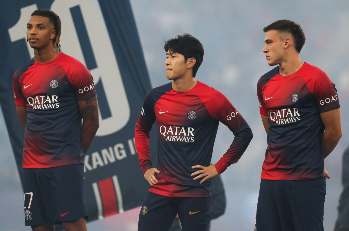 이강인 AG 차출 공백 때문? PSG 포지션 경쟁자 영입 임박, '프랑스…