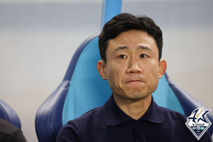 최원권 대구 감독"투혼GK 오승훈,강원전 후 목뒤 혹 제거 수술 예정"[…