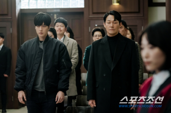 [종합]'국민사형투표' 박성웅, 개탈 검거 협조 전제로 특별 사면. "편…