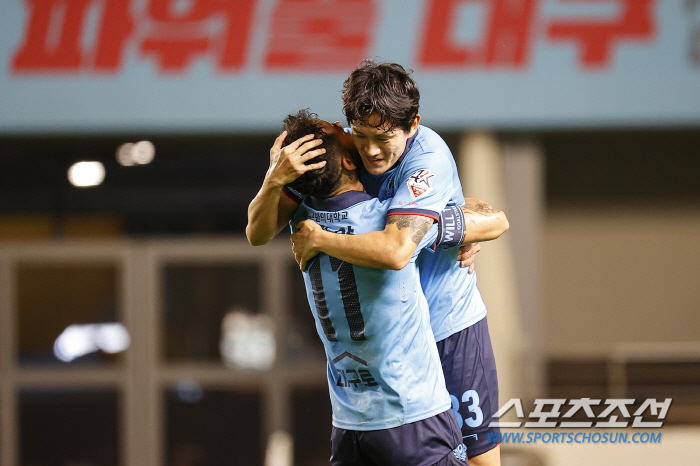 "세징야 결승골→앰뷸런스 이송"대구,강원 1대0꺾고 2연승-5위 '9G안…