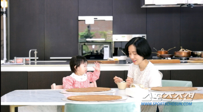 '♥남편' 병원 차려준 이정현, 시어머니 '특급 사랑' 자랑…신랑 못 먹…
