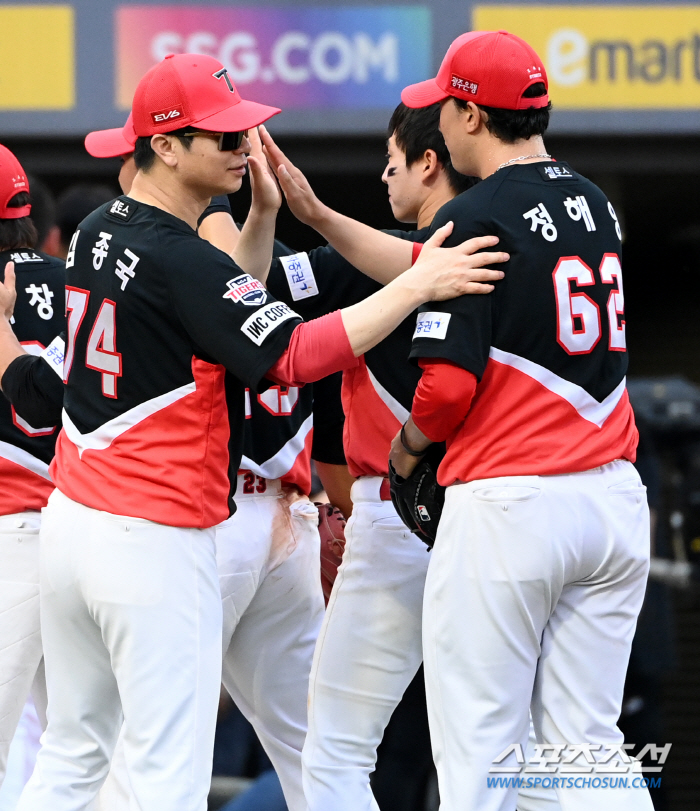'751일 만의 8연승+공동 4위' KIA 김종국 감독 "강한 집중력, …