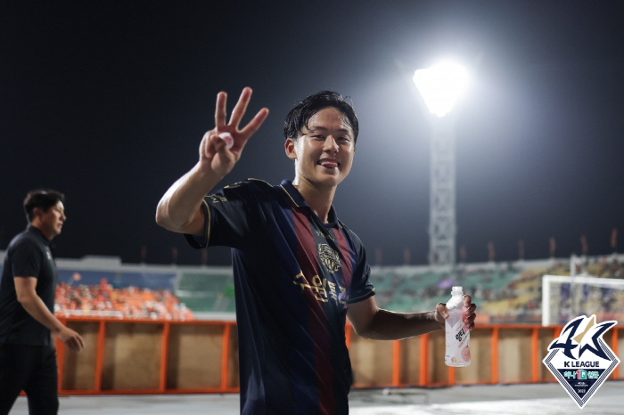 '어김없이 증명된 과학' 이승우 3경기 연속골→손흥민 해트트릭, 공식 또…