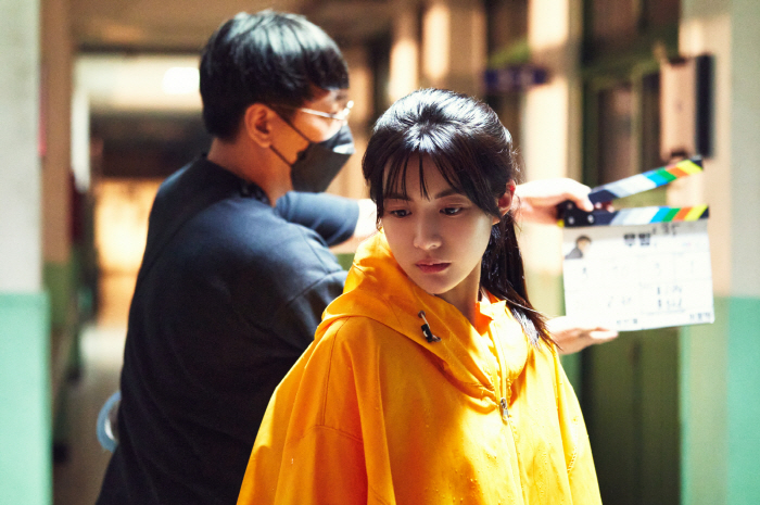 조인성♥한효주, 실제커플 설렘..공중부양 키스X벚꽃 데이트 '심쿵'('무…