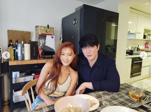 성시경 "화사, 새 코너 '만날텐데' 첫 초대 손님"('성시경')