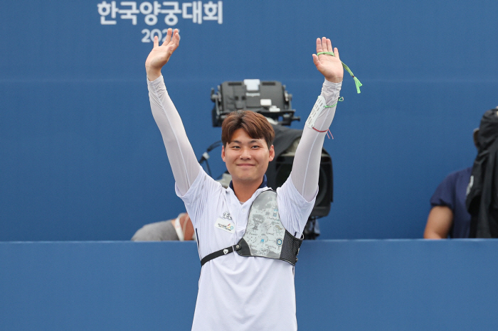 [현장에서]"한국 양궁은 세계 최고" AG 앞두고 위기설, '금빛' 레전…